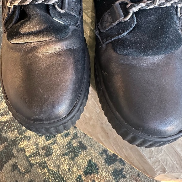 Pajar Canada Snow Boots - Picture 3 of 4